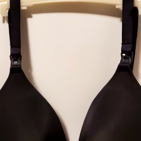 2/$35 motherhood maternity nursing bra - black 38DD - Picture 3 of 6